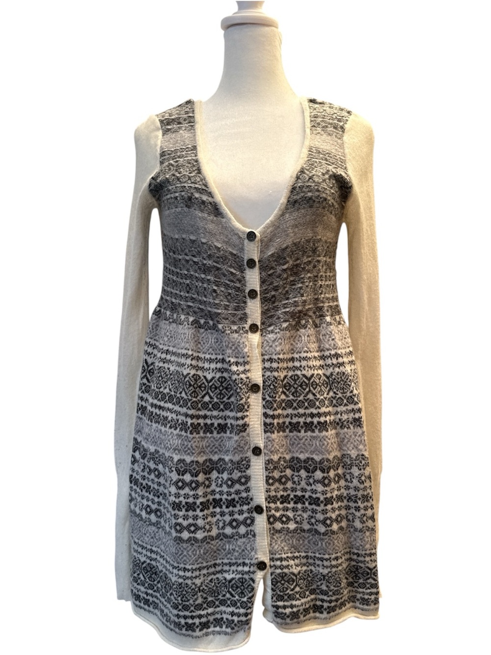 Free People Cream and Gray Patterned Long Sleeve Button-Front Tunic Sweater